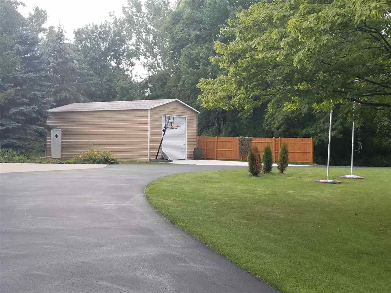 1980 East Newberg Road Pinconning, MI 48650 - Photo 7 of 55