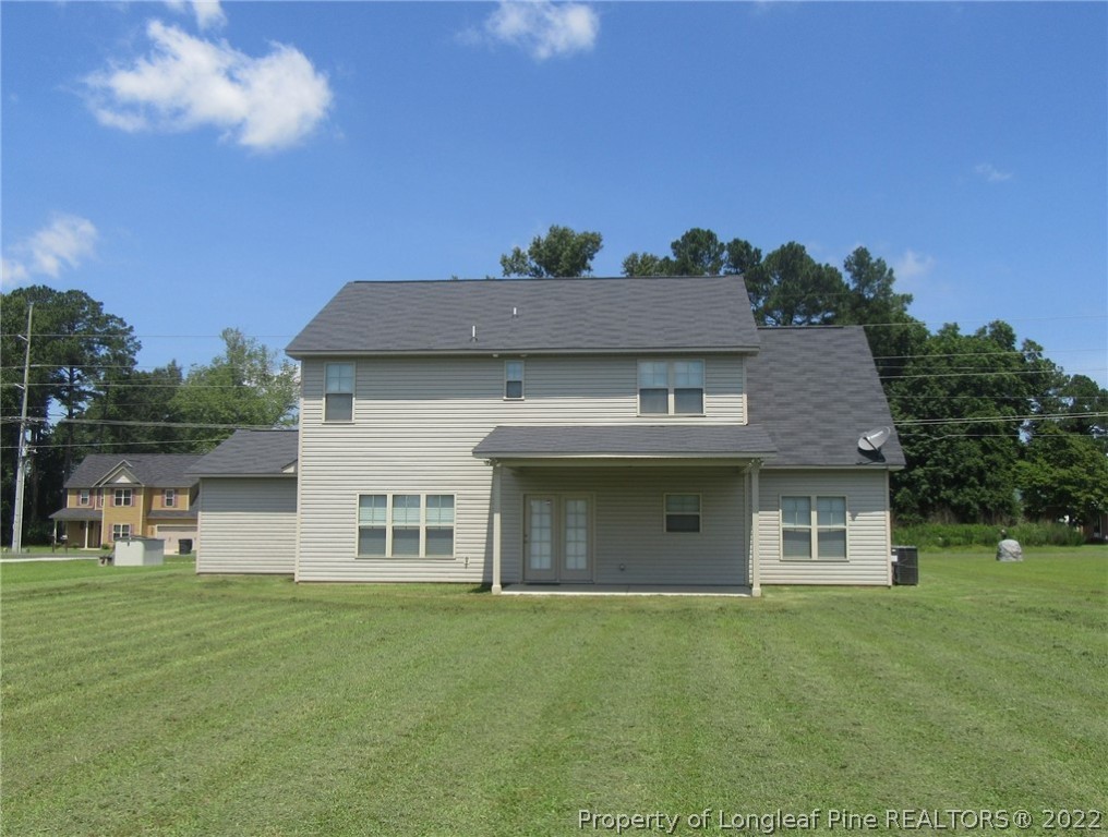 3518 Thrower Road Hope Mills, NC 28348 - Photo 2 of 32 Gallery Image 2