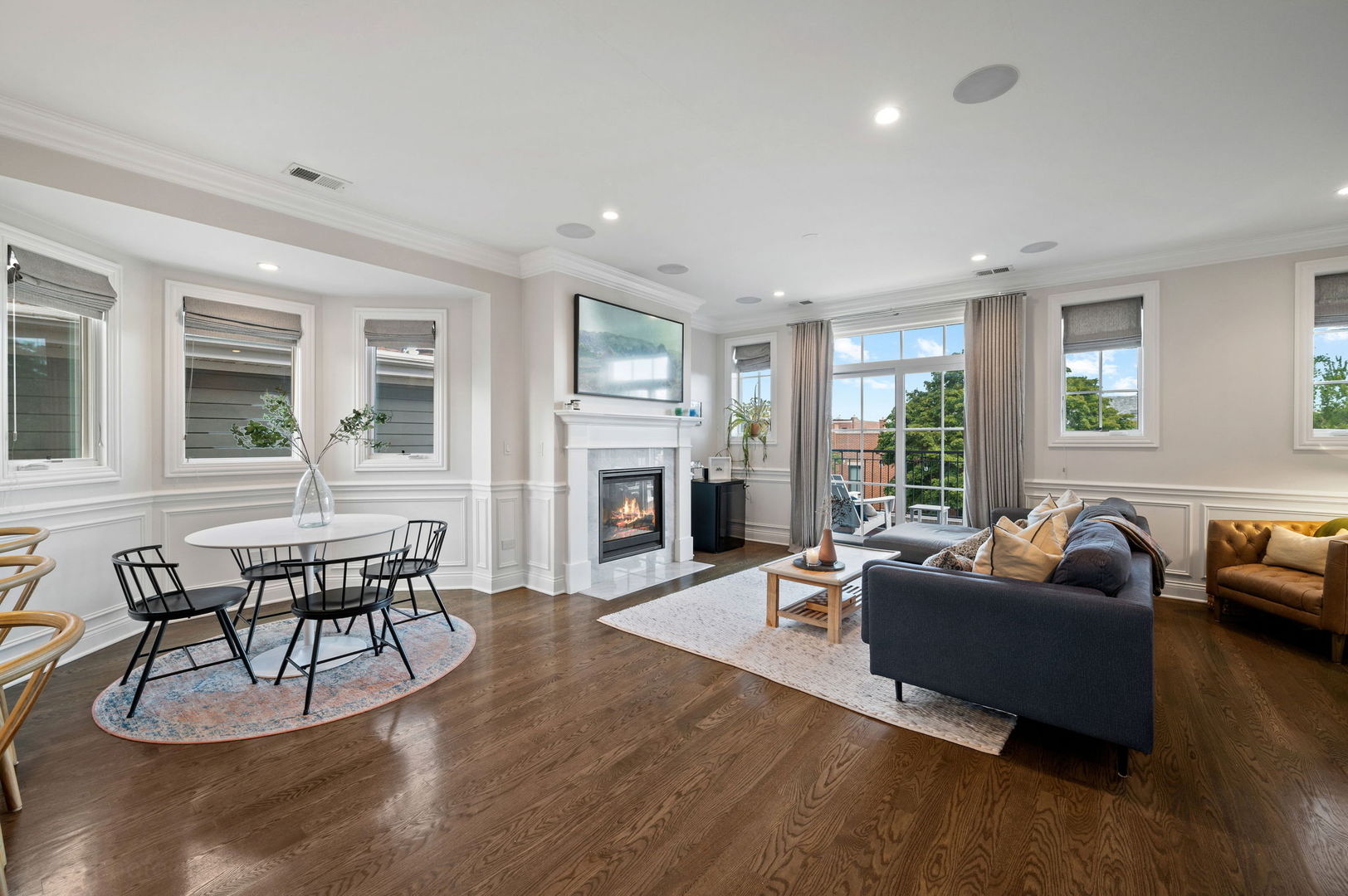 2700 North Wayne Avenue, Unit 3N Chicago, IL 60614 - Photo 2 of 22 a living room with fireplace furniture and a wooden floor