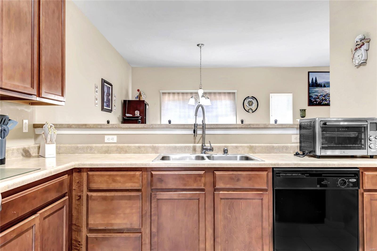 209 Reliance Road Wentzville, MO 63385 - Photo 2 of 32 Gallery Image 2