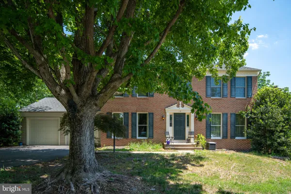 $565,000 | 10 Bridgeport Circle, Stafford, VA 22554