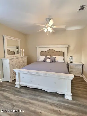 $1,900 | 8712 West Simmons Bayou Drive, Ocean Springs, MS 39564