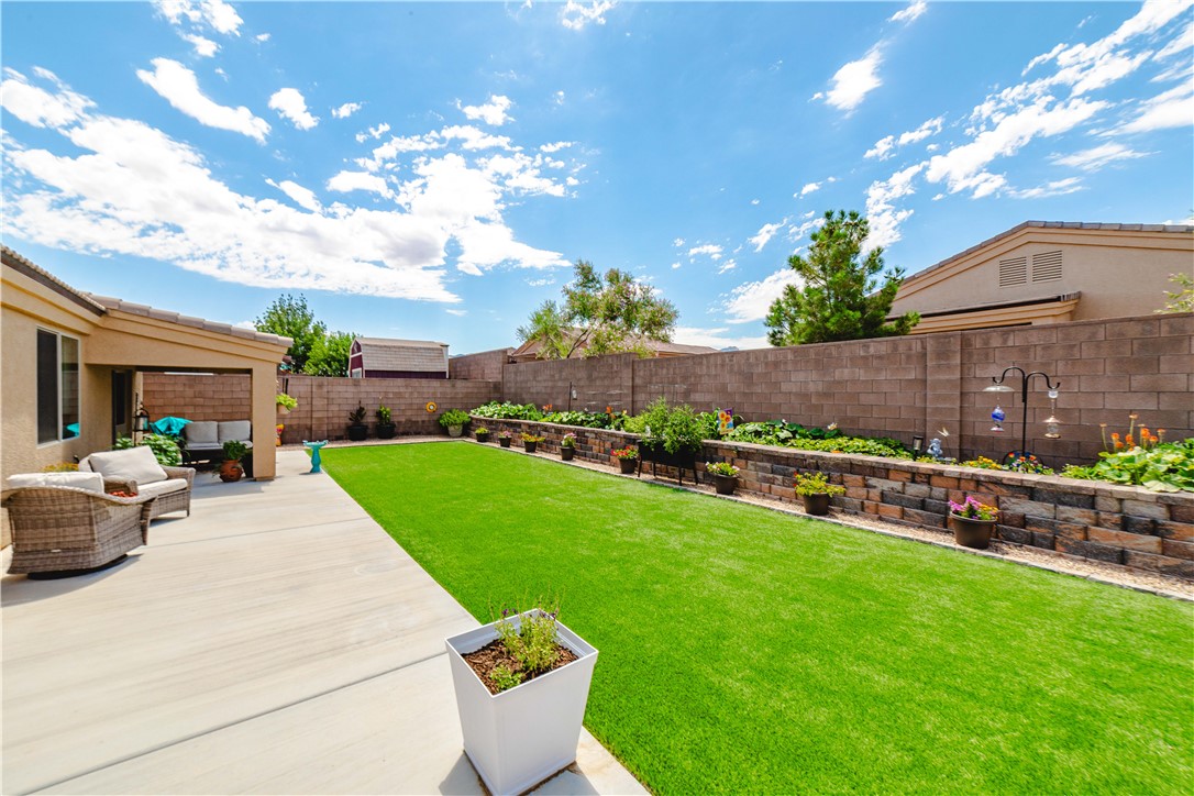 3362 Motherload Road Kingman, AZ 86401 - Photo 32 of 51 Rear yard
