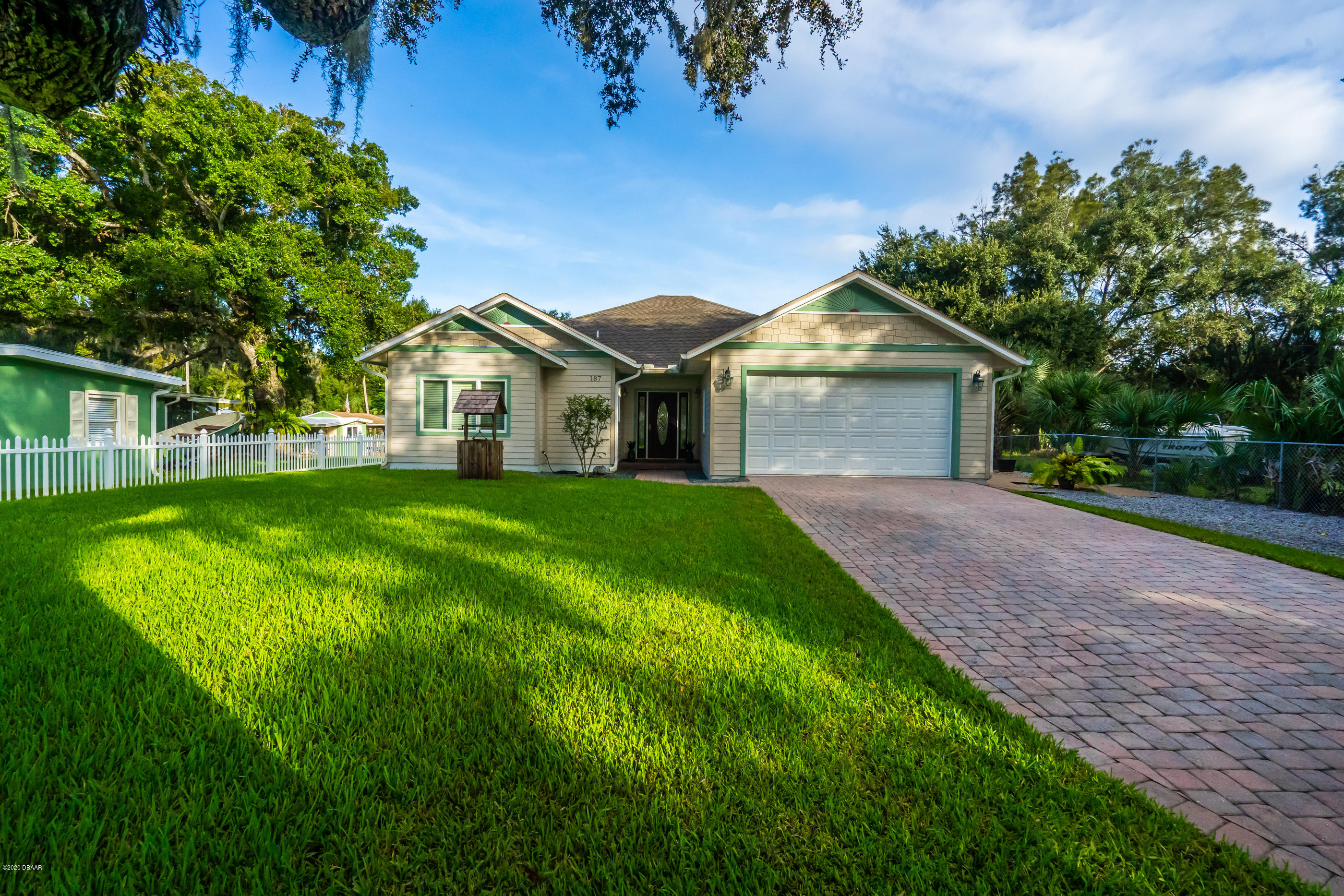 187 Azalea Road Edgewater, FL 32141 - Photo 1 of 39 DSC03221
