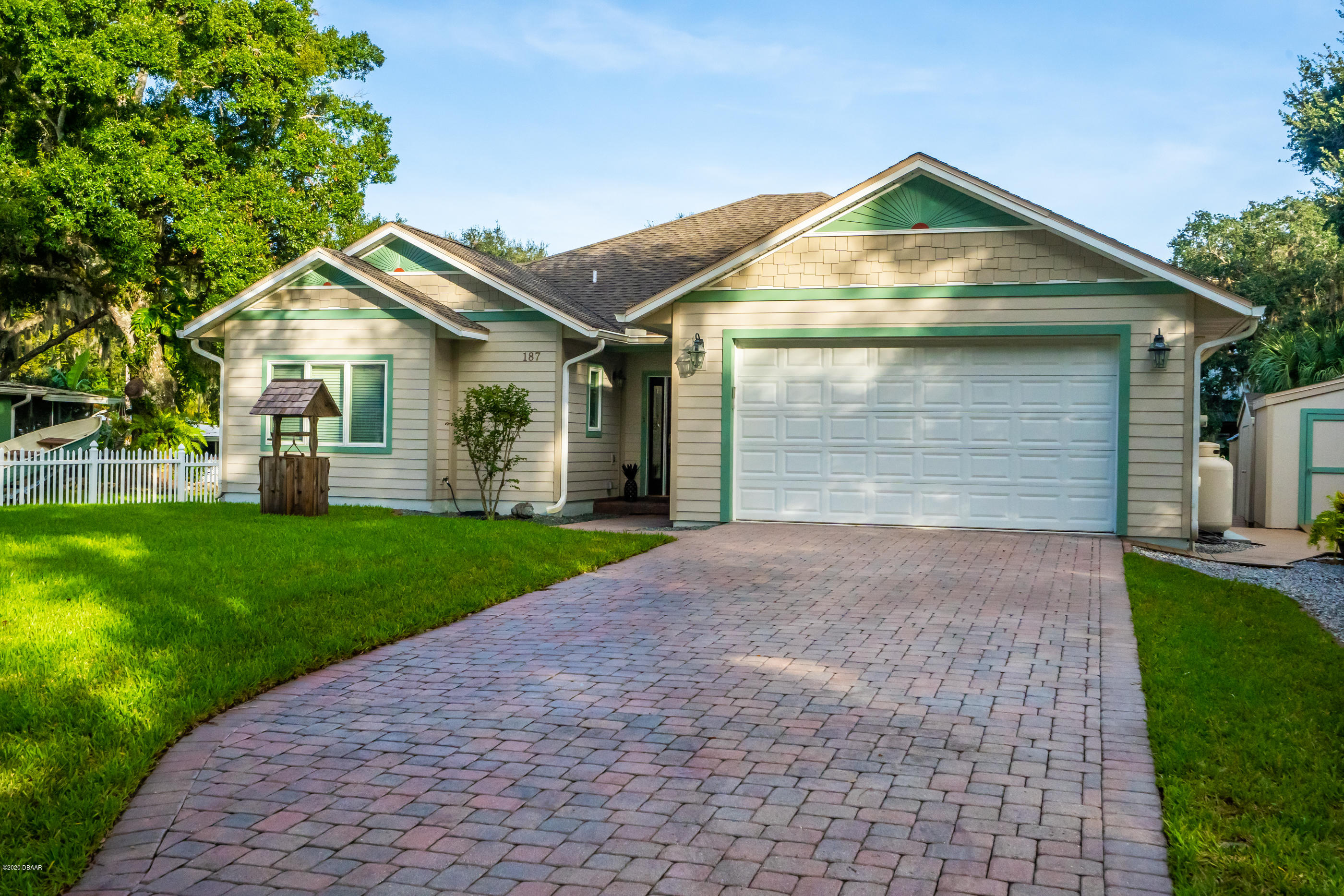 187 Azalea Road Edgewater, FL 32141 - Photo 2 of 39 DSC03224