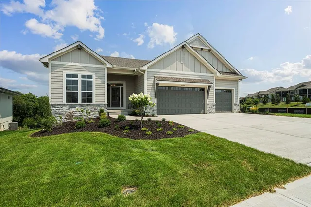 $823,036 | 22018 West 114th Street, Olathe, KS 66061