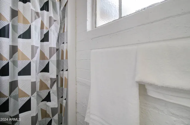 $320,500 | 877 East Sycamore Street, Globe, AZ 85501