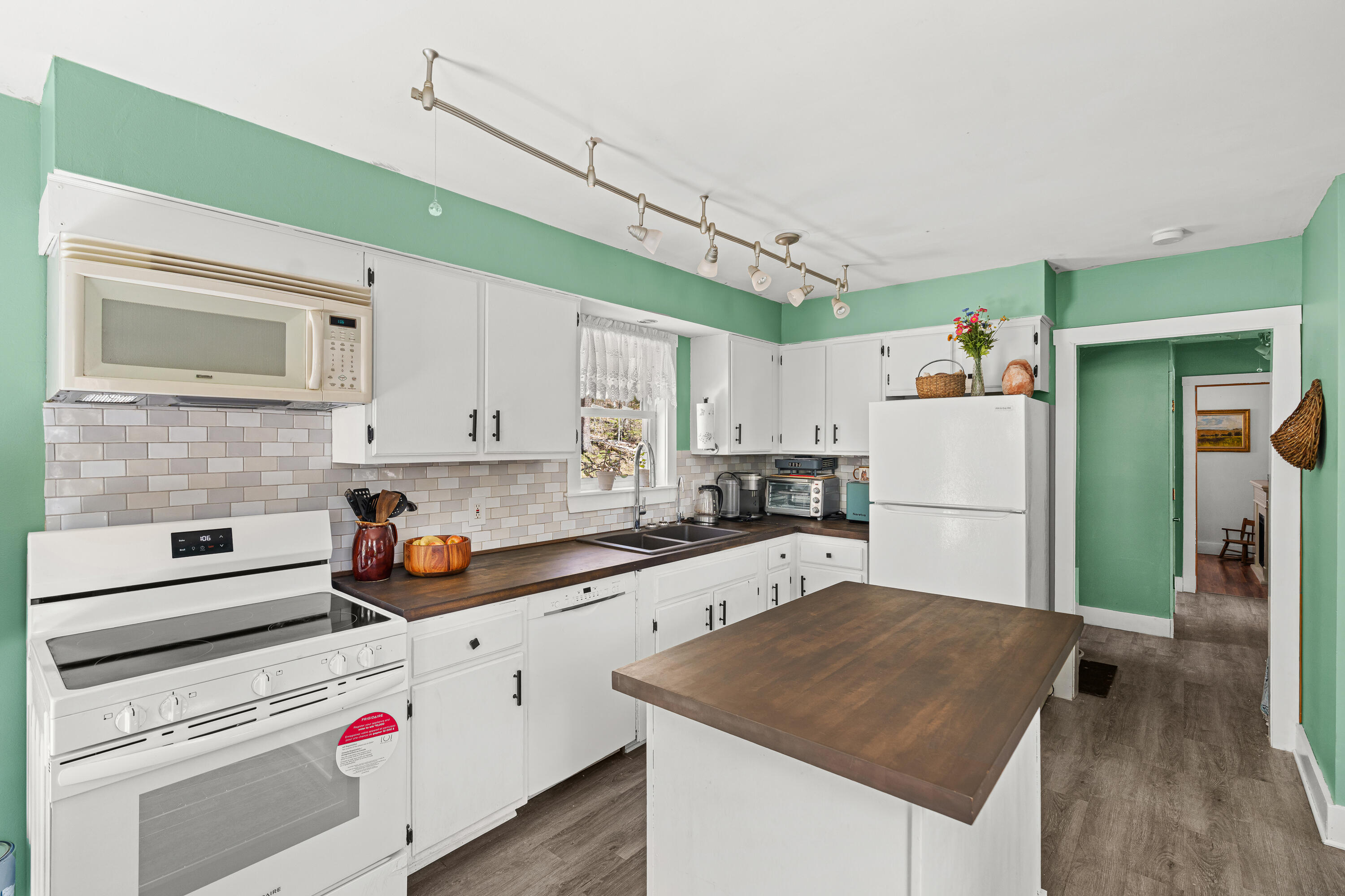232 Mc Kay Road Edgecomb, ME 04556 - Photo 31 of 68 232 McKay Road Edgecomb 015