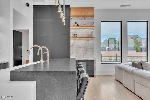 $4,999,999 | 500 Trenier Drive, Henderson, NV 89002