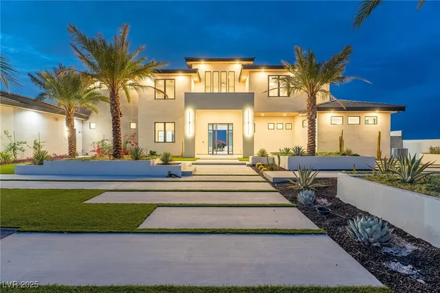 $4,999,999 | 500 Trenier Drive, Henderson, NV 89002