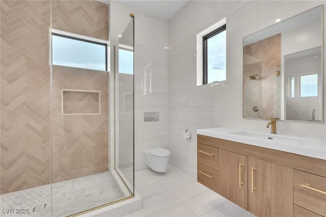 $4,999,999 | 500 Trenier Drive, Henderson, NV 89002