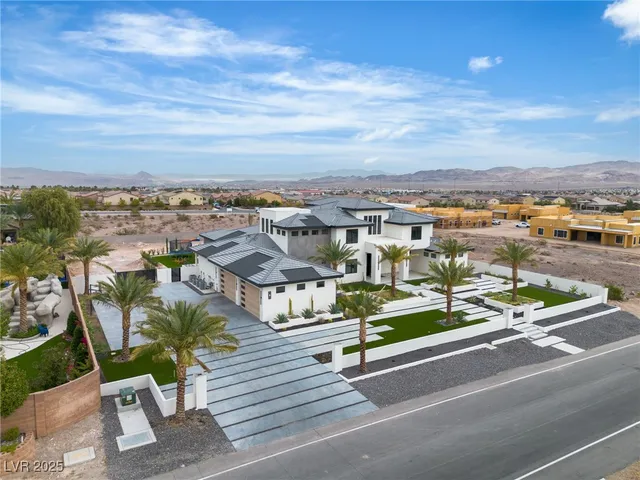 $4,999,999 | 500 Trenier Drive, Henderson, NV 89002