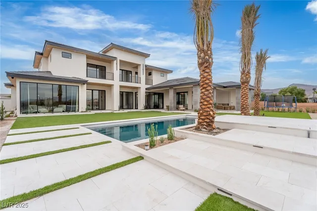 $4,999,999 | 500 Trenier Drive, Henderson, NV 89002