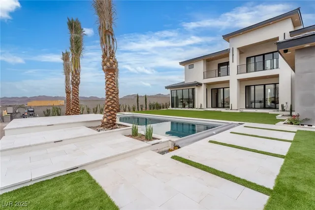 $4,999,999 | 500 Trenier Drive, Henderson, NV 89002