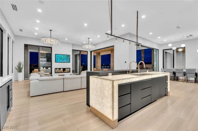 $4,999,999 | 500 Trenier Drive, Henderson, NV 89002