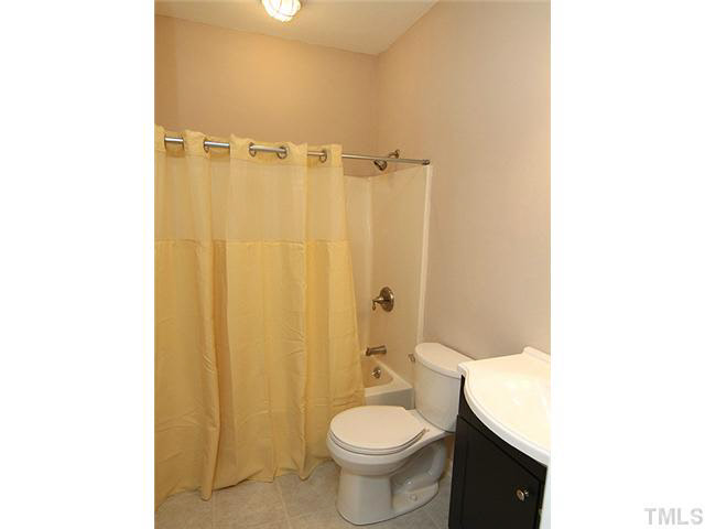5546 Hamstead Crossing Raleigh, NC 27612 - Photo 15 of 17 Full Bath at walkout lower level! Great for 3rd bedroom; inlaw suite; teen suite; office!