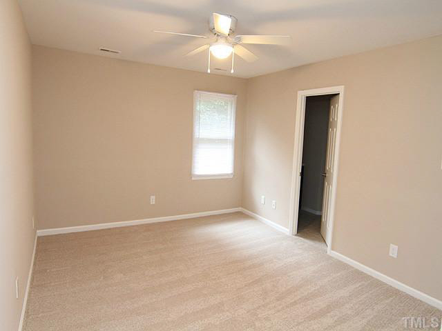5546 Hamstead Crossing Raleigh, NC 27612 - Photo 8 of 17 Huge Master Bedroom will accomodate a King Size bed! Walk in closet and bath!