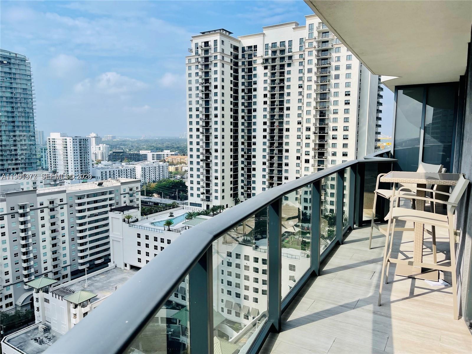 45 Southwest 9th Street, Unit 2003 Miami, FL 33130 - Photo 20 of 26