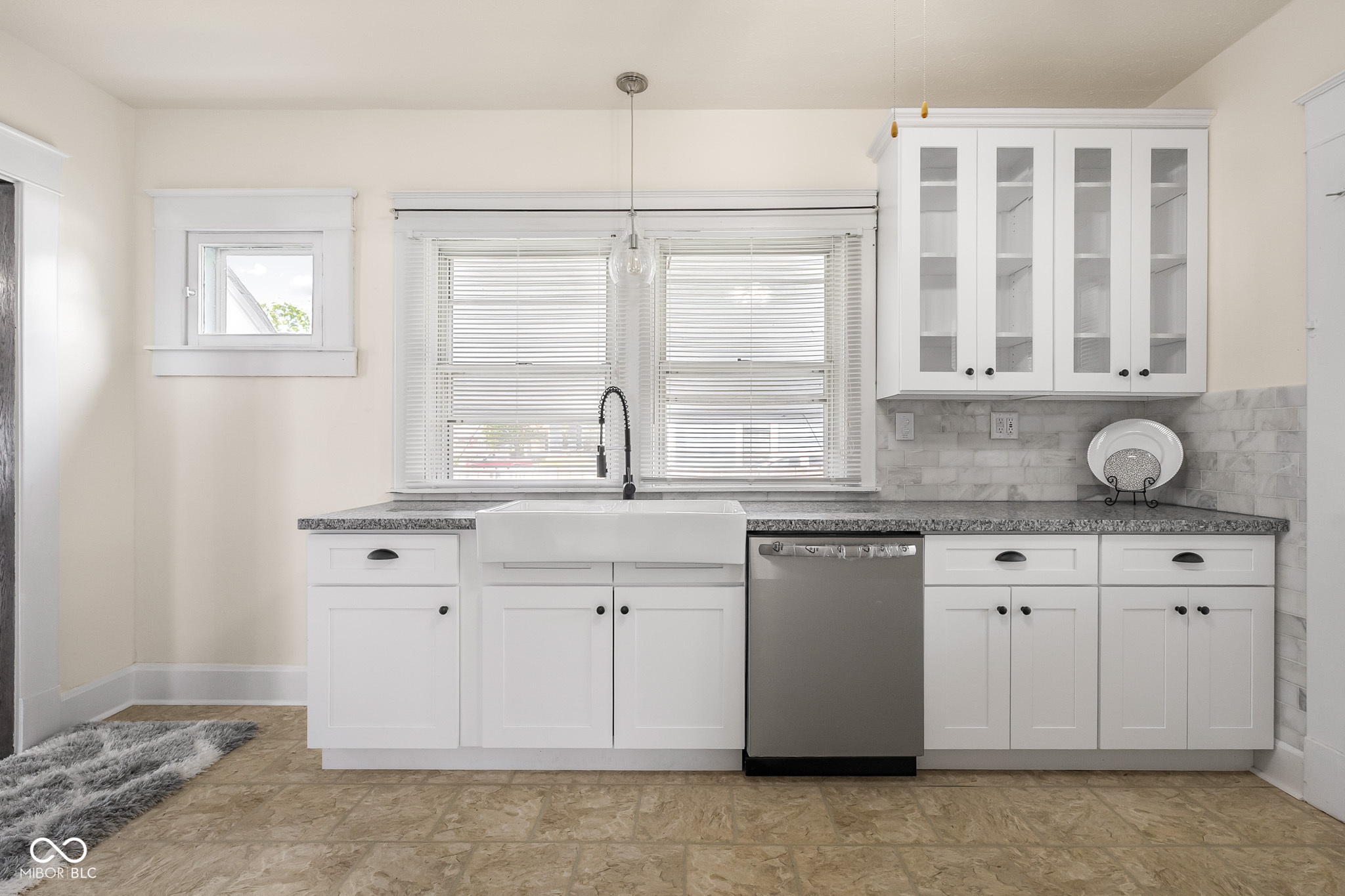 1010 16th Street Columbus, IN 47201 - Photo 22 of 39