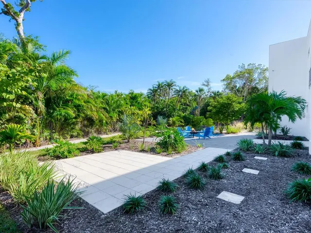 $3,775,000 | 3939 Higel Avenue, Sarasota, FL 34242