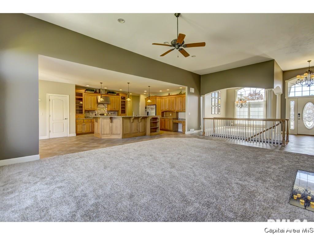 2605 Tartan Way Springfield, IL 62711 - Photo 8 of 34