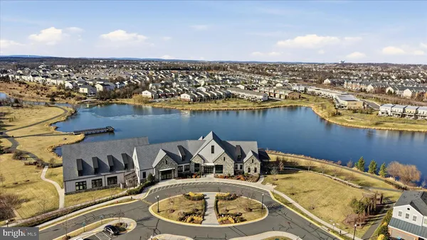 $429,000 | 23630 Havelock Walk Terrace, Unit 305, Ashburn, VA 20148