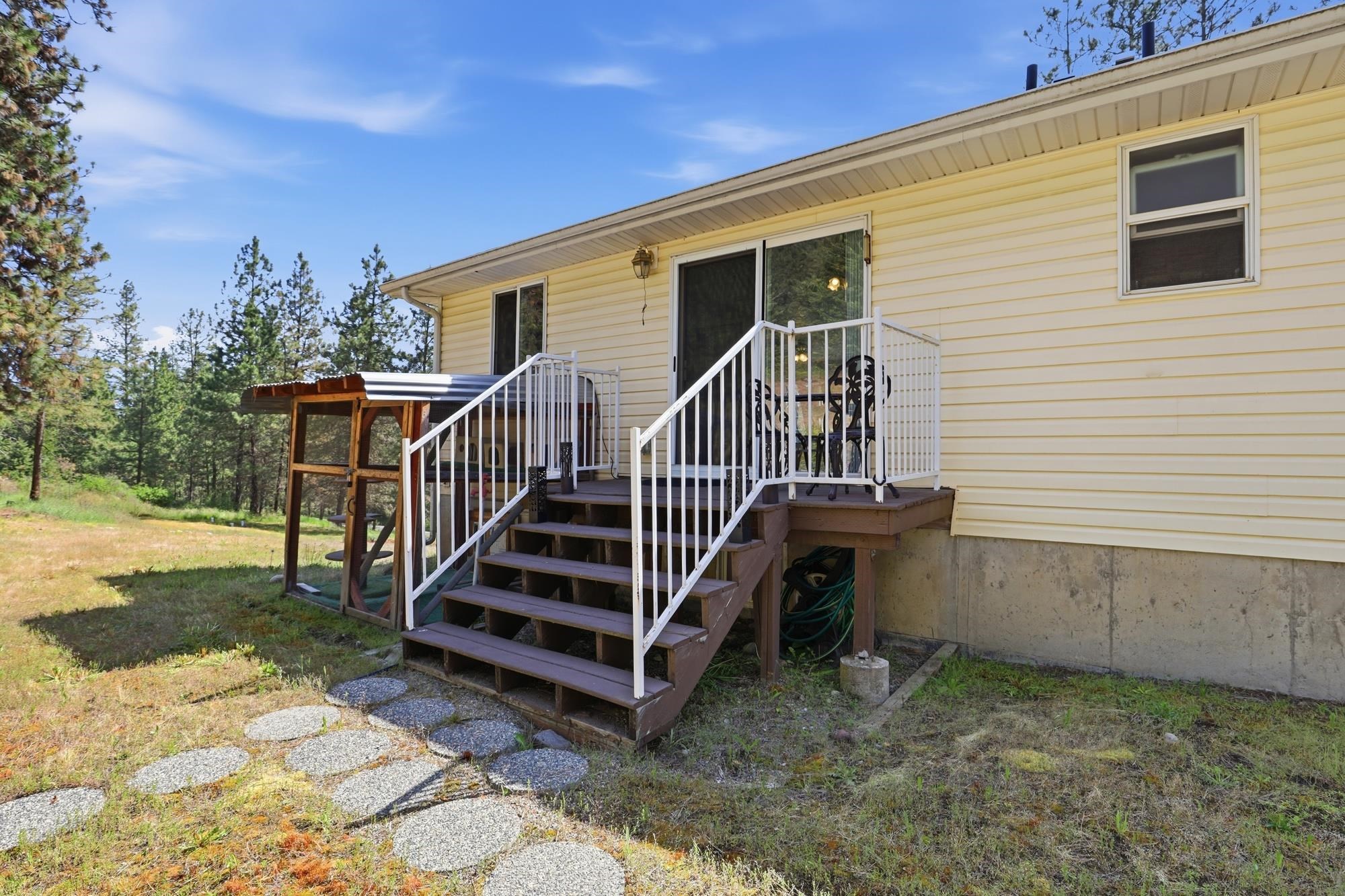 33113 North Milan Road Chattaroy, WA 99003 - Photo 26 of 39