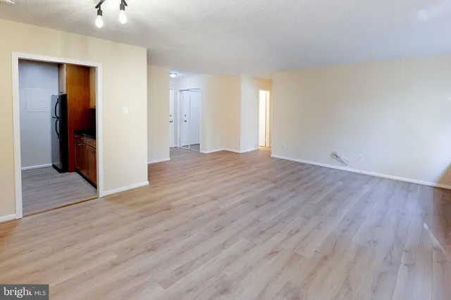 $2,100 | 1730 Arlington Boulevard, Unit 406, Arlington, VA 22209