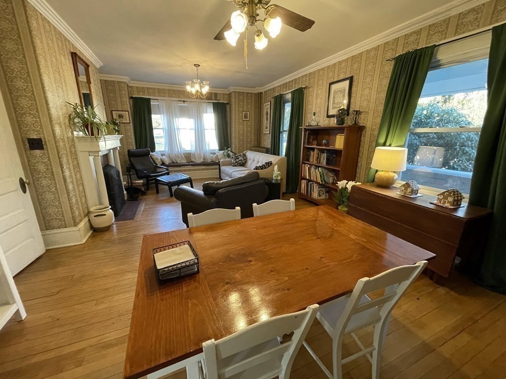506 Massasoit Road Worcester, MA 01604 - Photo 4 of 38 Gallery Image 4