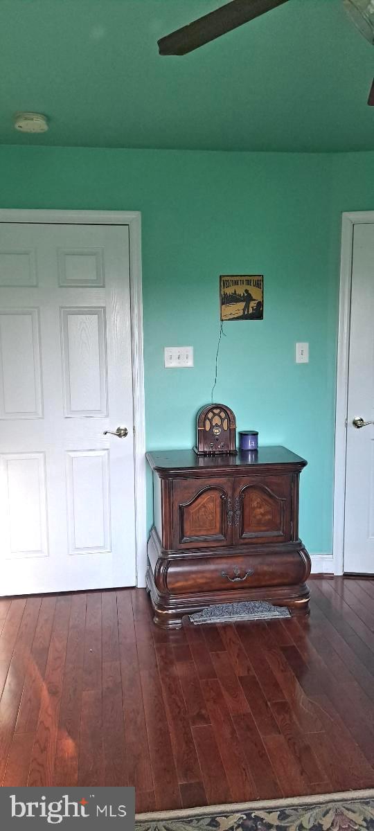 12550 Shoemaker Road Taneytown, MD 21787 - Photo 14 of 40 a view of entryway