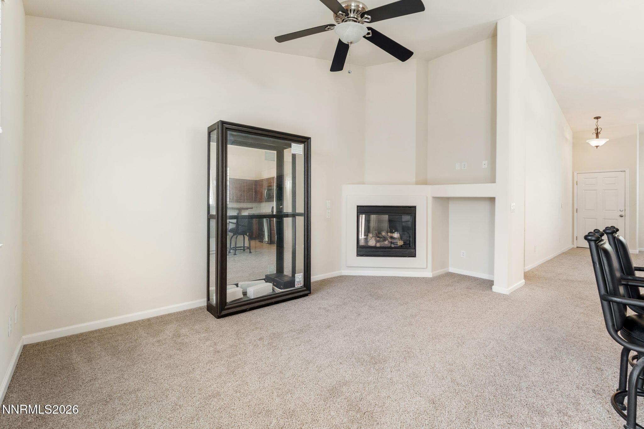 8936 Finnsech Drive Reno, NV 89506 - Photo 11 of 25 21-web-or-mls-DSC01300
