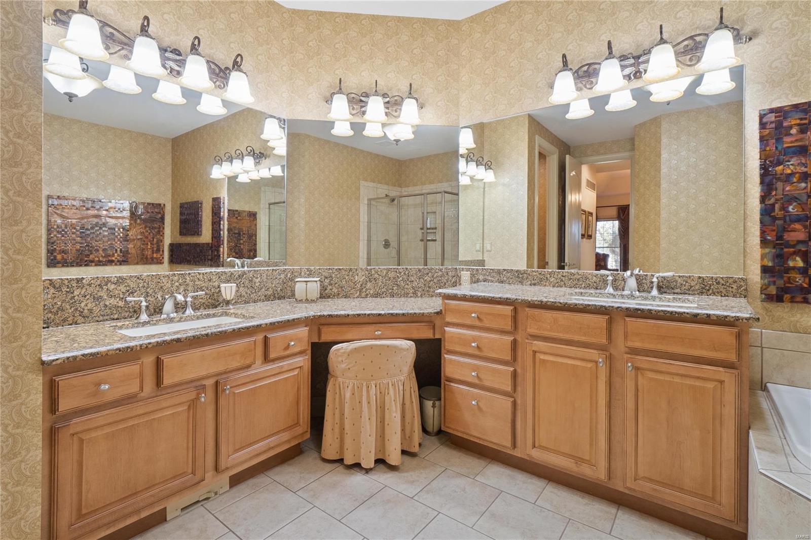 14425 Rue De Gascony Chesterfield, MO 63017 - Photo 18 of 66