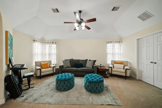 $3,400 | 16919 Talisker Court, Richmond, TX 77407