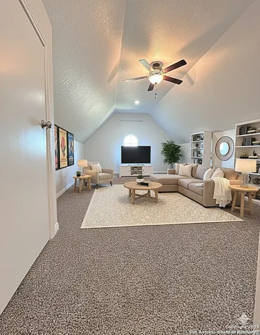 $769,999 | 469 Buckskin Trail, Bandera, TX 78003