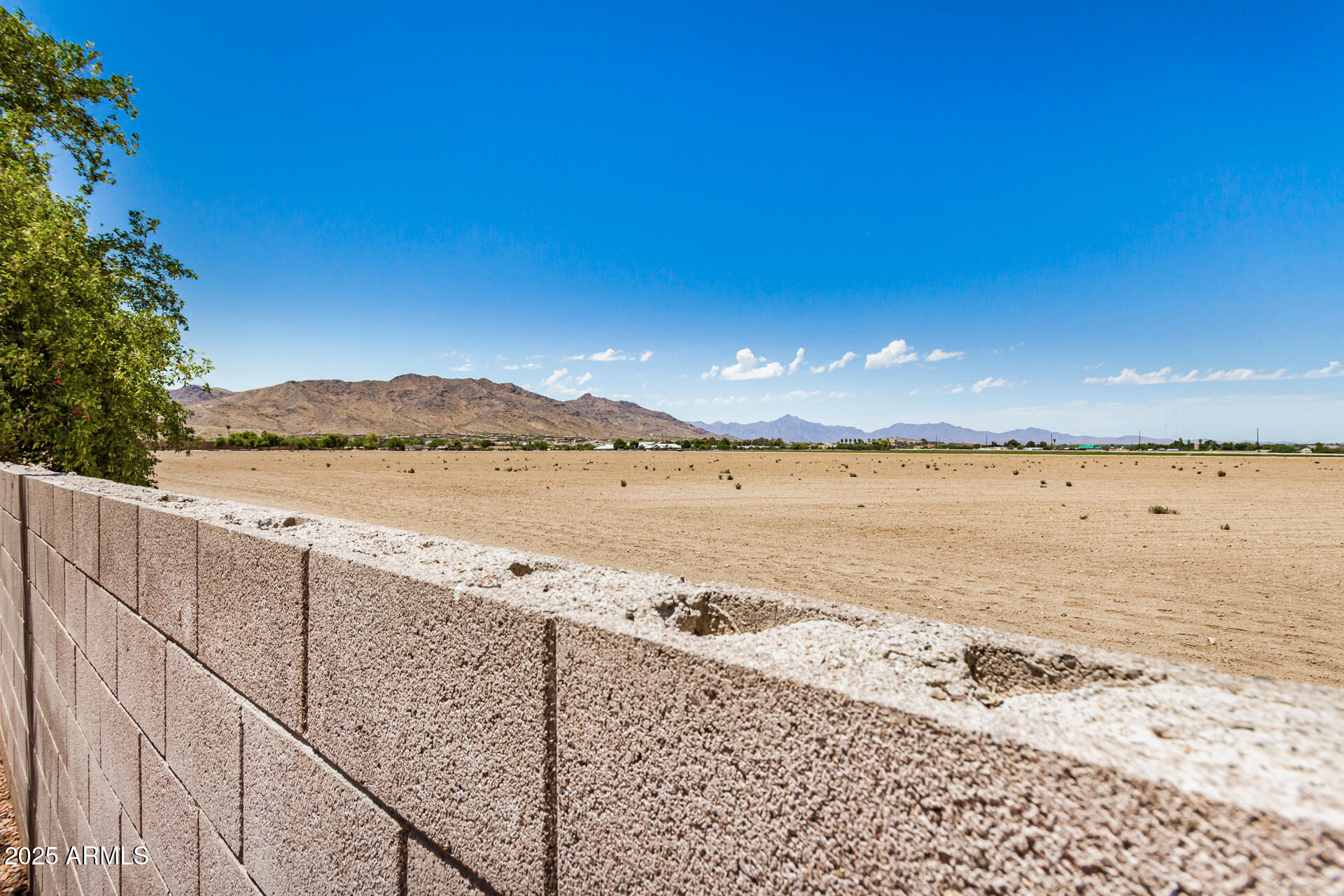 8632 South 10th Lane Phoenix, AZ 85041 - Photo 30 of 31 a view of an ocean and mountain