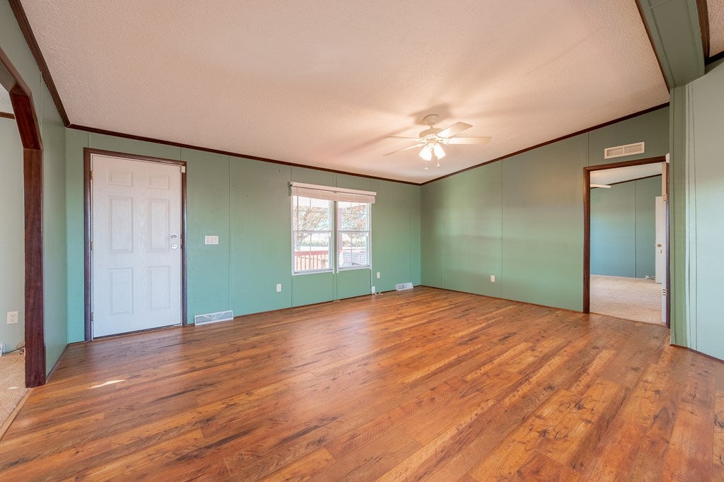 2890 Hunters Ridge Road Hillsville, VA 24343 - Photo 9 of 74 Gallery Image 9
