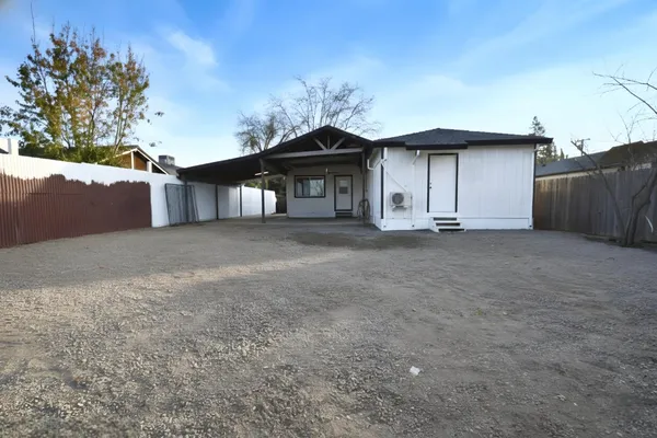 $505,000 | 525 Lindsay Avenue, Sacramento, CA 95838