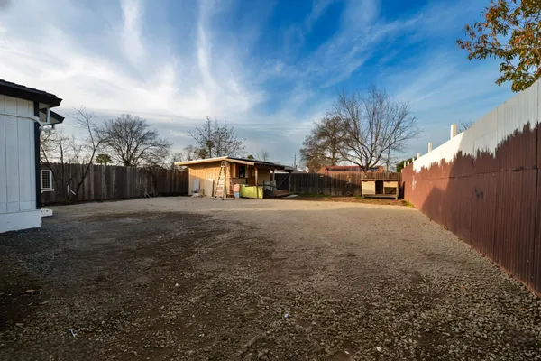 $505,000 | 525 Lindsay Avenue, Sacramento, CA 95838