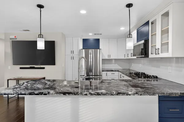 $505,000 | 525 Lindsay Avenue, Sacramento, CA 95838