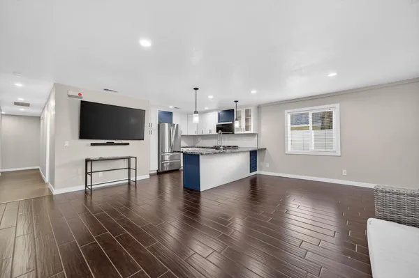 $505,000 | 525 Lindsay Avenue, Sacramento, CA 95838