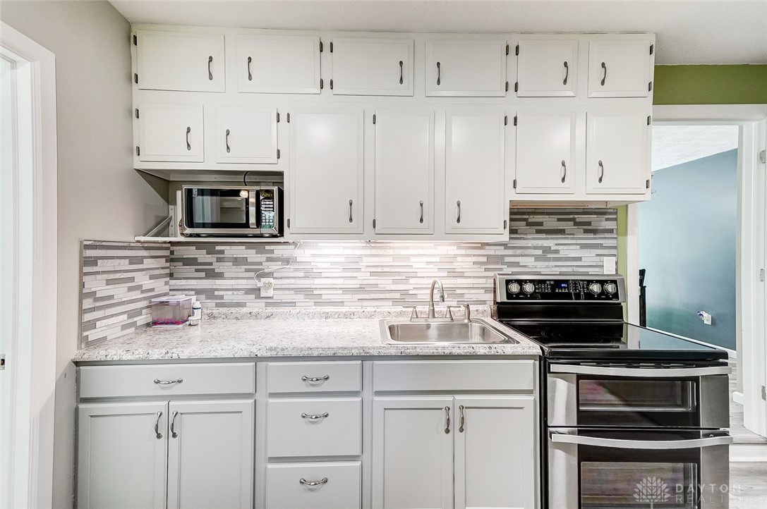 3959 Rexford Road Beavercreek, OH 45430 - Photo 22 of 53