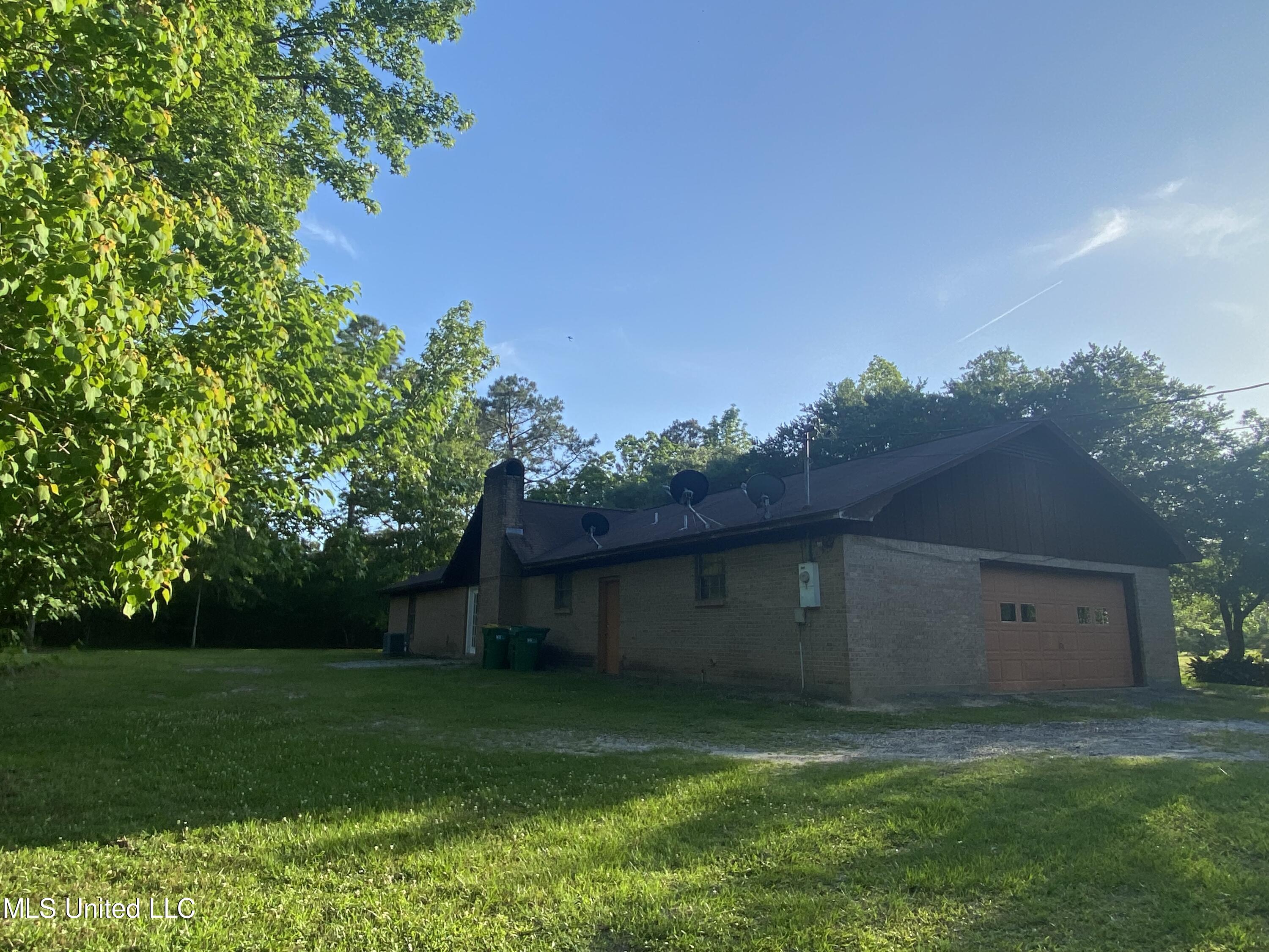 14016 Timber Ridge Drive Moss Point, MS 39562 - Photo 7 of 26 78A066D8-FD74-4162-B16F-2272E4686460