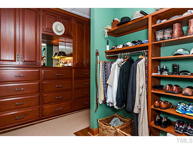 1724 Canterbury Road Raleigh, NC 27608 - Photo 13 of 25