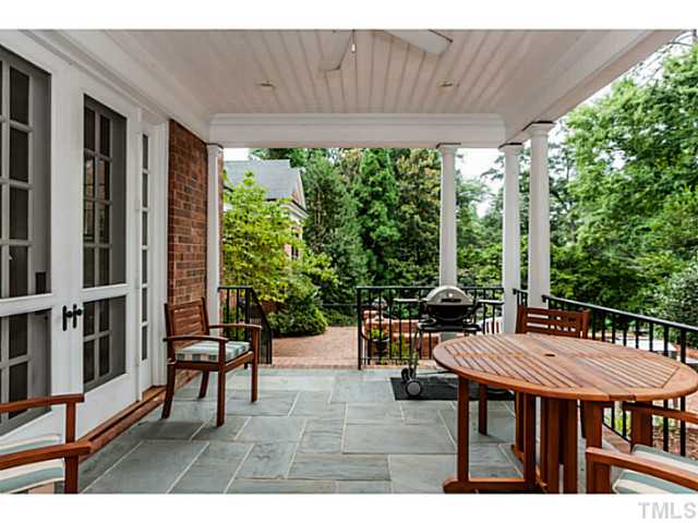 1724 Canterbury Road Raleigh, NC 27608 - Photo 21 of 25