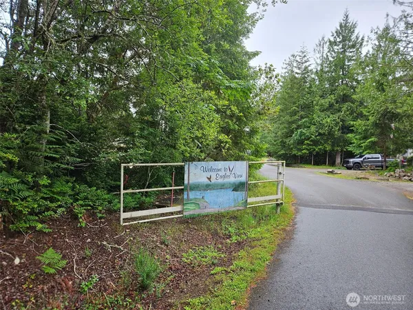 $98,000 | 870 East Wilson Way, Grapeview, WA 98546