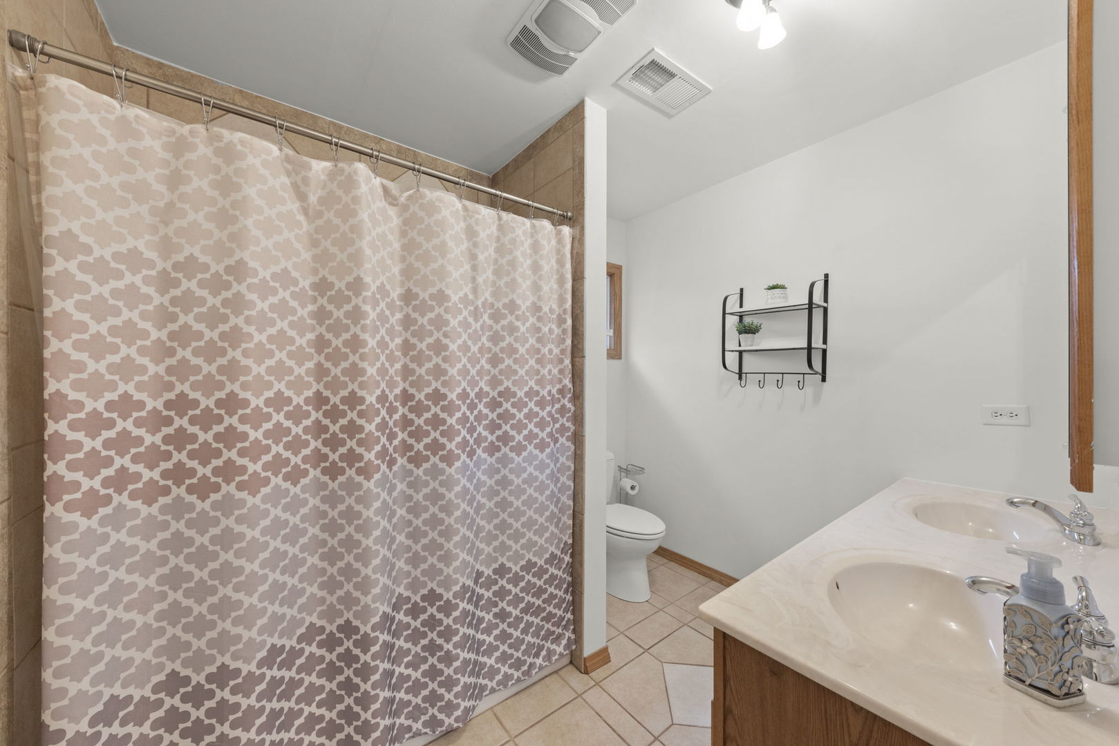 17642 Howe Avenue Homewood, IL 60430 - Photo 24 of 27 Gallery Image 24