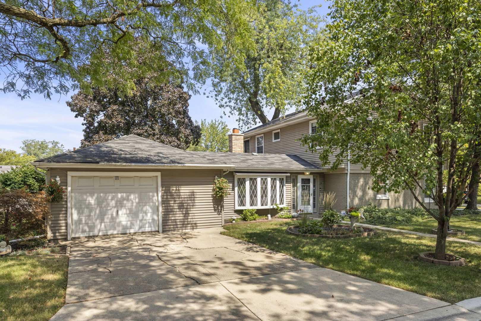 17642 Howe Avenue Homewood, IL 60430 - Photo 26 of 27 Gallery Image 26