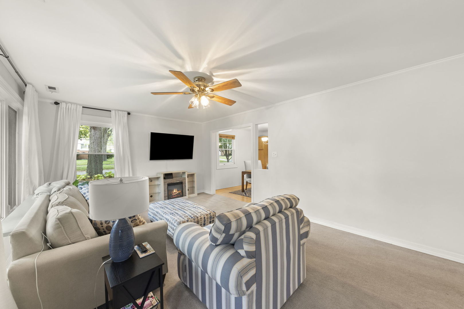 17642 Howe Avenue Homewood, IL 60430 - Photo 5 of 27 Gallery Image 5