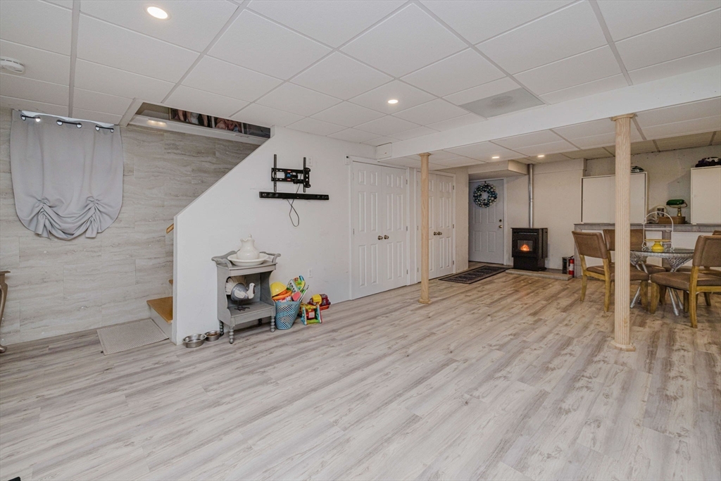 20 Reeves Street Fall River, MA 02721 - Photo 31 of 42 Gallery Image 31
