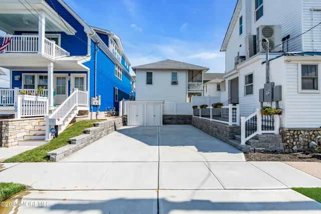 $2,950,000 | 900 Ocean Avenue, Bradley Beach, NJ 07720